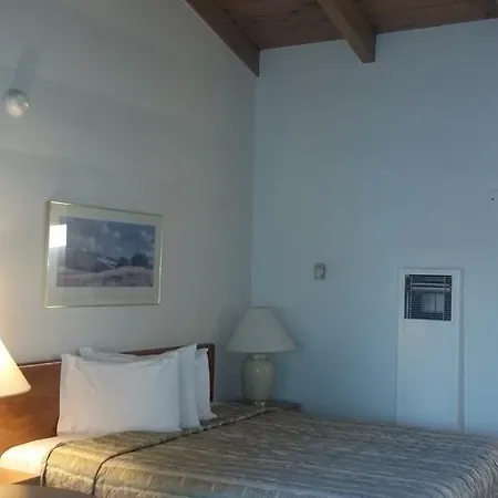 Motel Villa Motel 2*