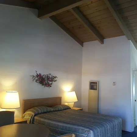 Motel Villa Motel 2*