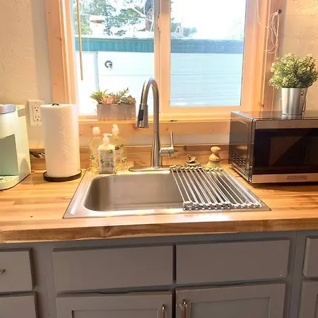 Sunshine Tiny And Loft Close To Downtown Holiday home San Luis Obispo