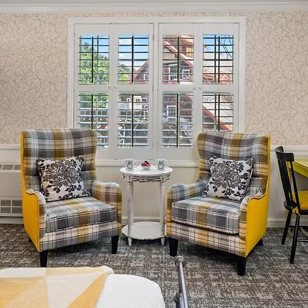 Apple Farm 3* San Luis Obispo