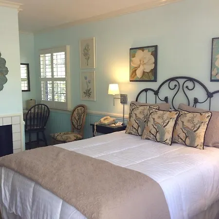 Apple Farm Hotel 3*