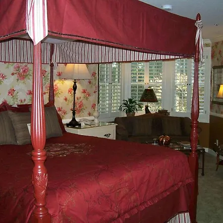 Hotel Apple Farm 3*
