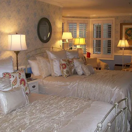 Hotel Apple Farm 3*