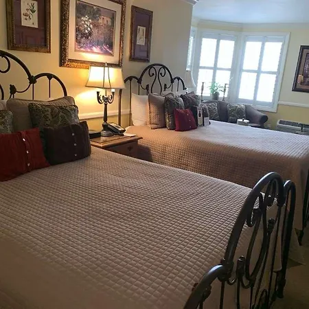 Apple Farm 3* San Luis Obispo