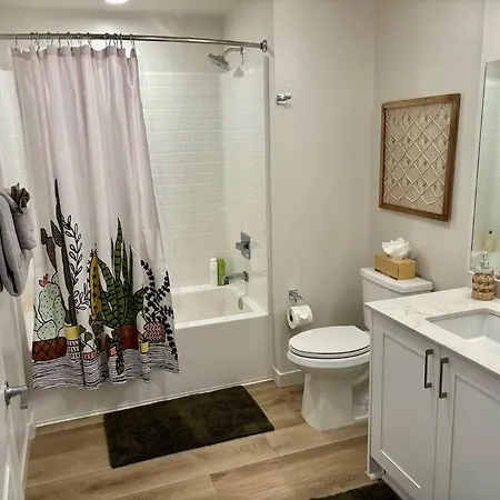 Urban Slo Living- 1 Mile From Downtown