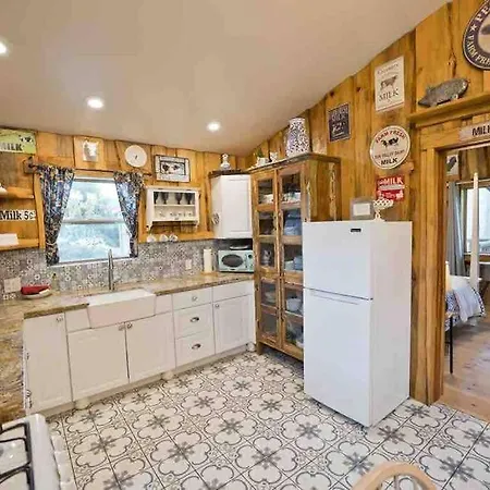 Holiday home Pacific Coast Highway Milkhouse