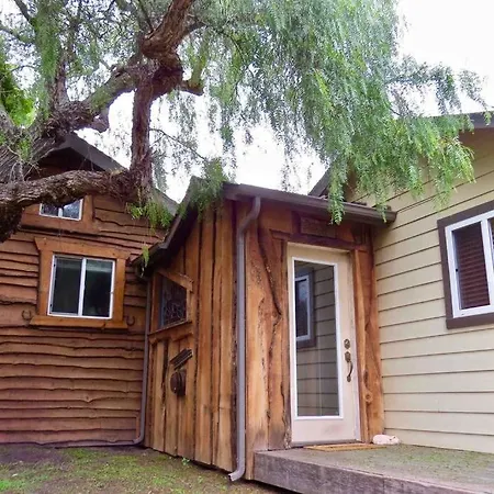 Pacific Coast Hwy Bunkhouse In Apartment