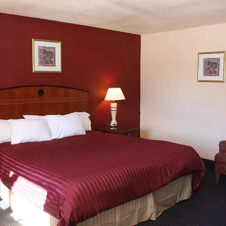 Budget 2* San Luis Obispo