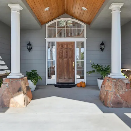 Serene Retreat In The Heart Of Slo