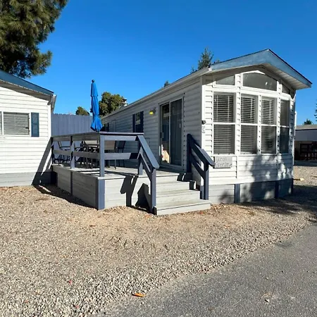 Avila Pismo Rv & *