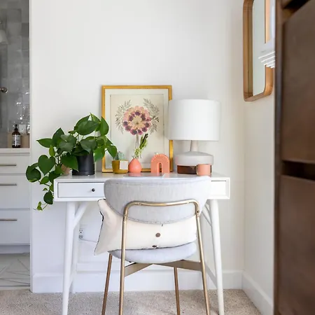 Luxurious Dowtown With Private Rooftop Apartment San Luis Obispo