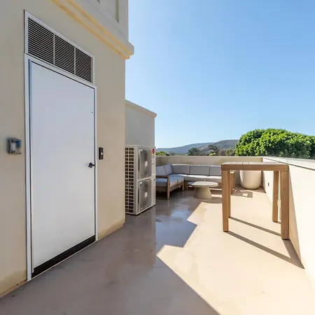Luxurious Dowtown With Private Rooftop Apartment San Luis Obispo