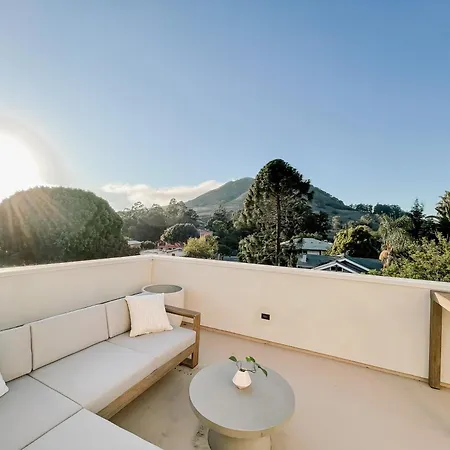 Luxurious Dowtown With Private Rooftop Apartment San Luis Obispo