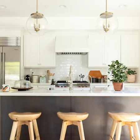 Luxurious Dowtown With Private Rooftop Apartment