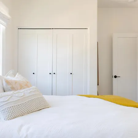 Luxurious Dowtown With Private Rooftop Apartment San Luis Obispo