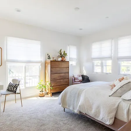 Luxurious Dowtown With Private Rooftop *