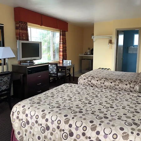 Motel At 2*