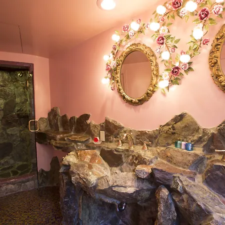 Madonna 4* San Luis Obispo