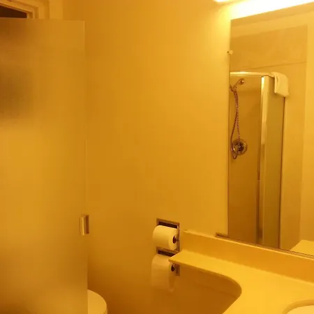 Villa Motel 2*