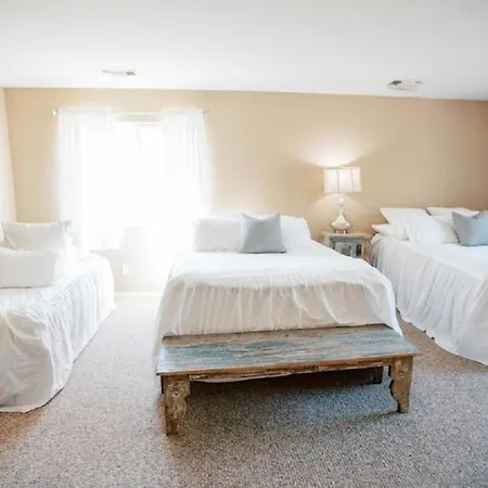 Holiday home Idyllic Surrounded By Foothills Near Padres National Forest In California San Luis Obispo