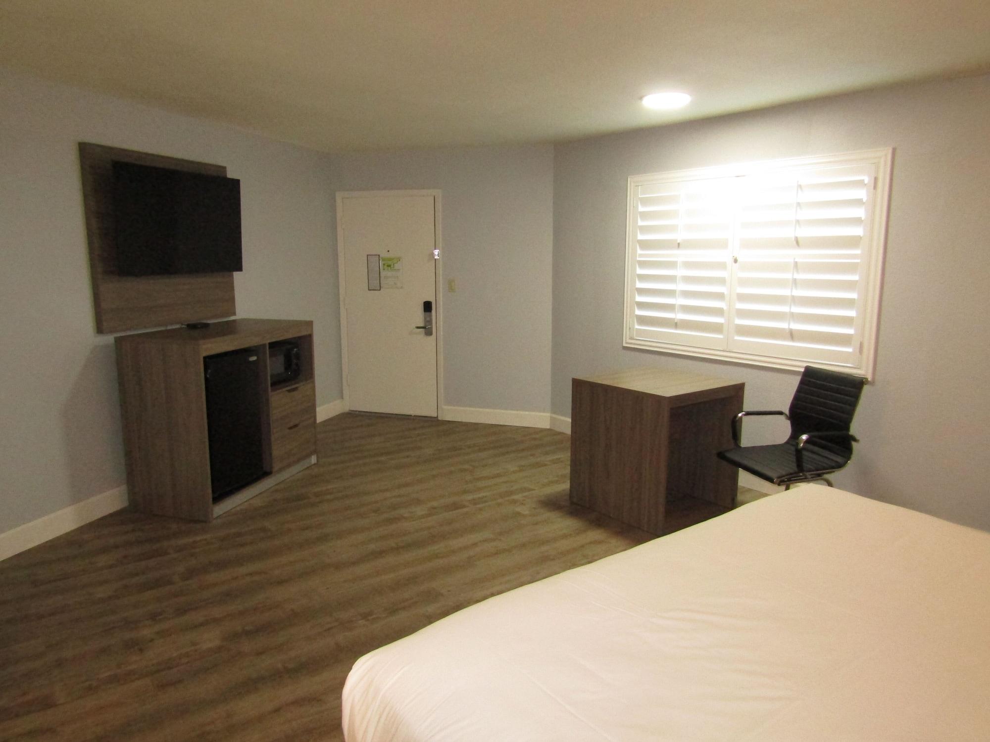 Vagabond 2* San Luis Obispo