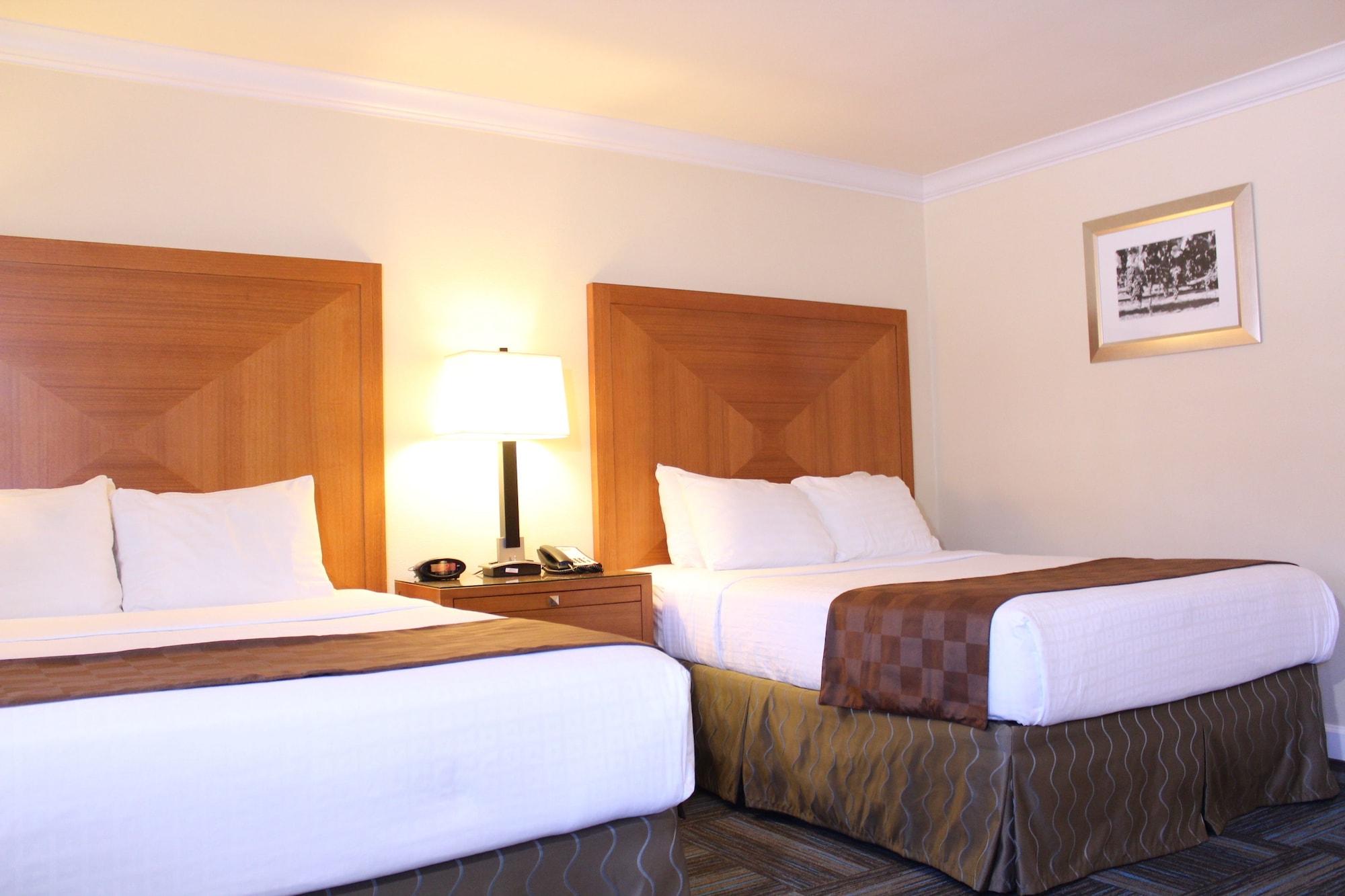 At 3* San Luis Obispo