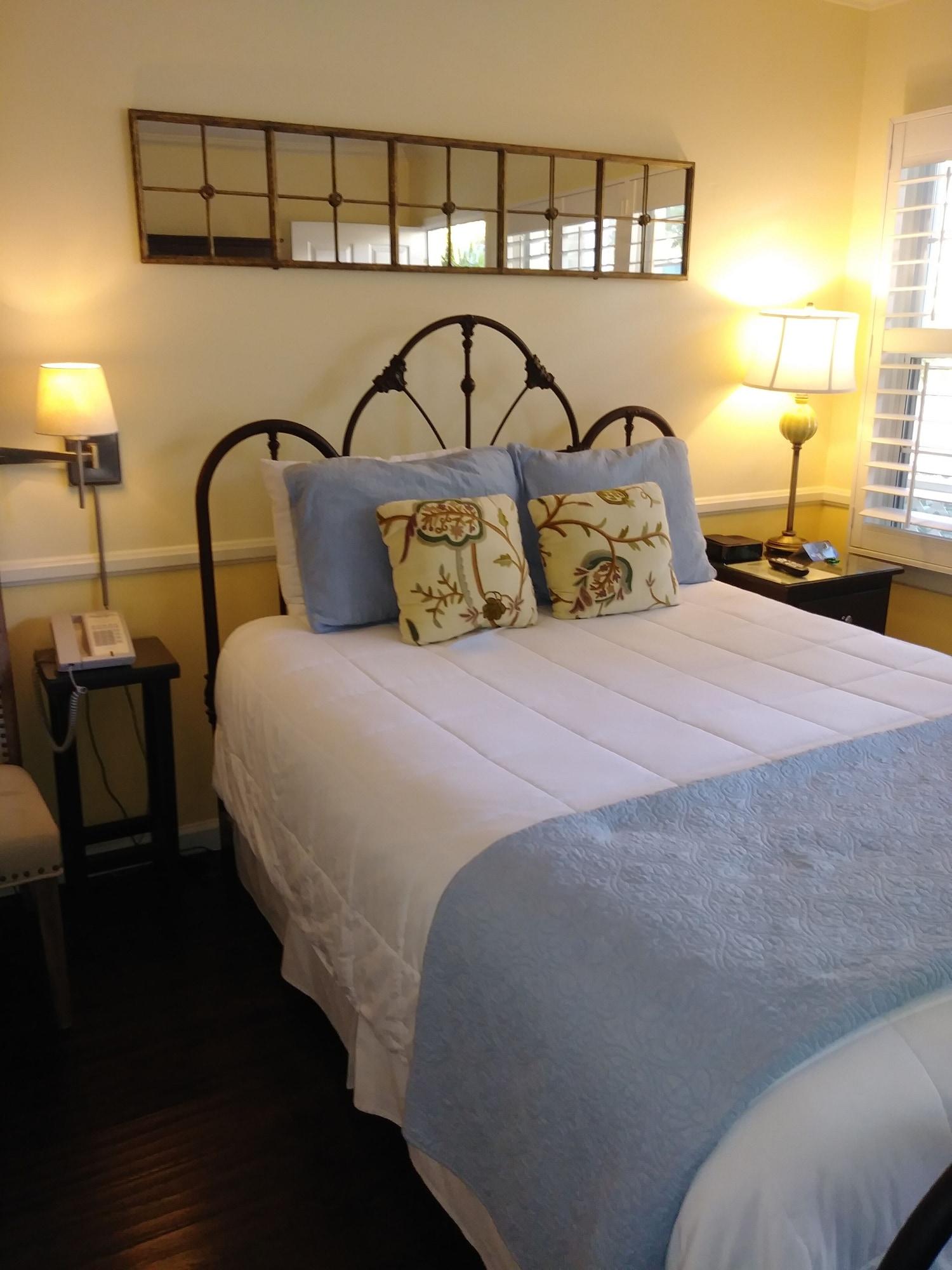 Apple Farm Hotel 3*
