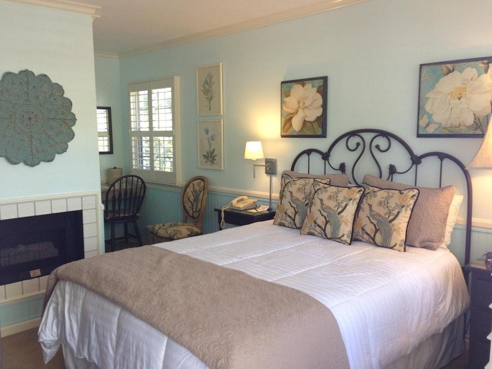 Apple Farm Hotel 3*