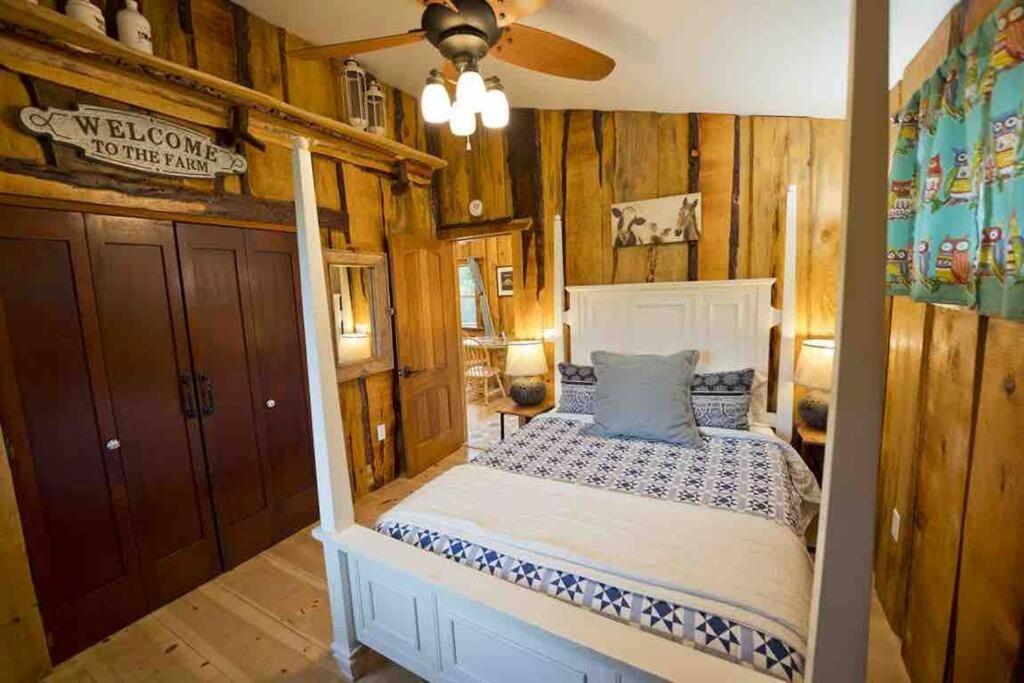 Pacific Coast Highway Milkhouse Holiday home