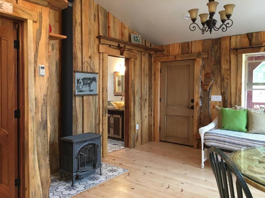 Pacific Coast Highway Milkhouse Holiday home *