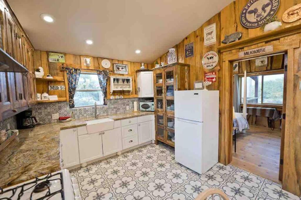 Holiday home Pacific Coast Highway Milkhouse