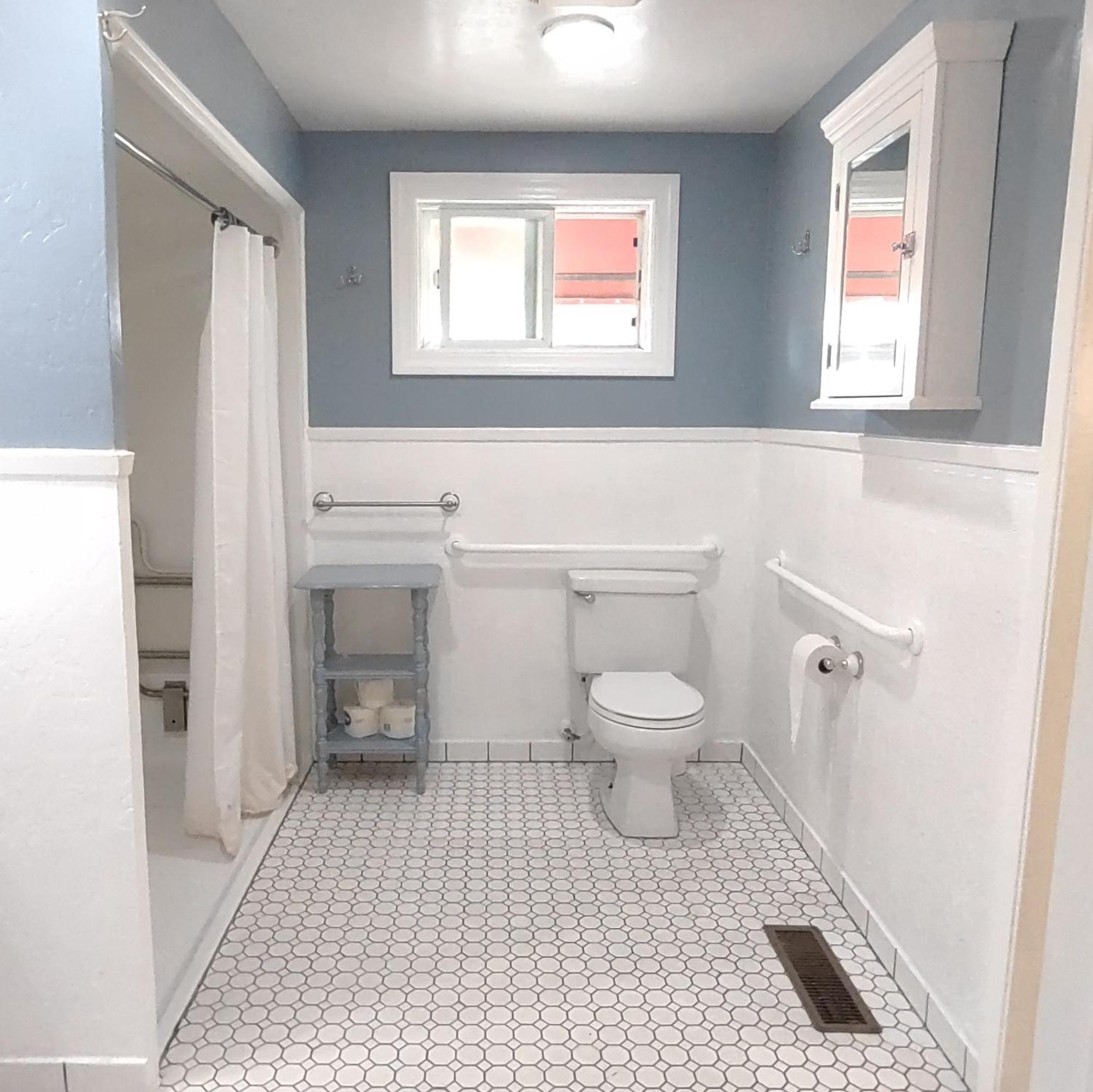 San Luis Obispo Hostel *