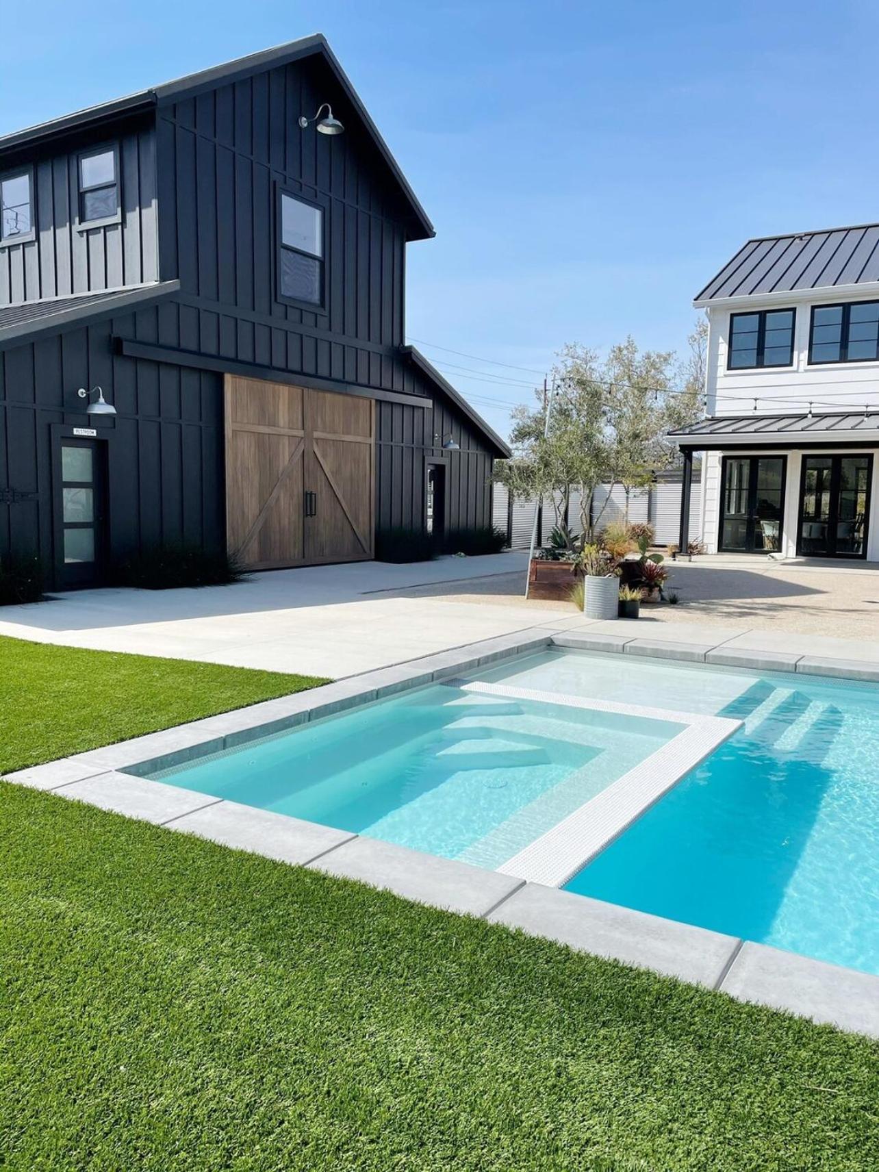 Black Barn Ranch 25 Acres Wpool Near Downtown Holiday home
