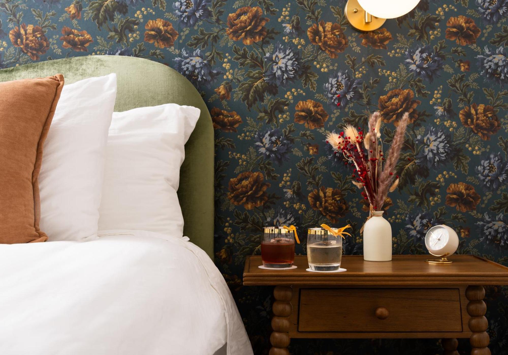 Petit Soleil - Bed, Breakfast And Bar San Luis Obispo