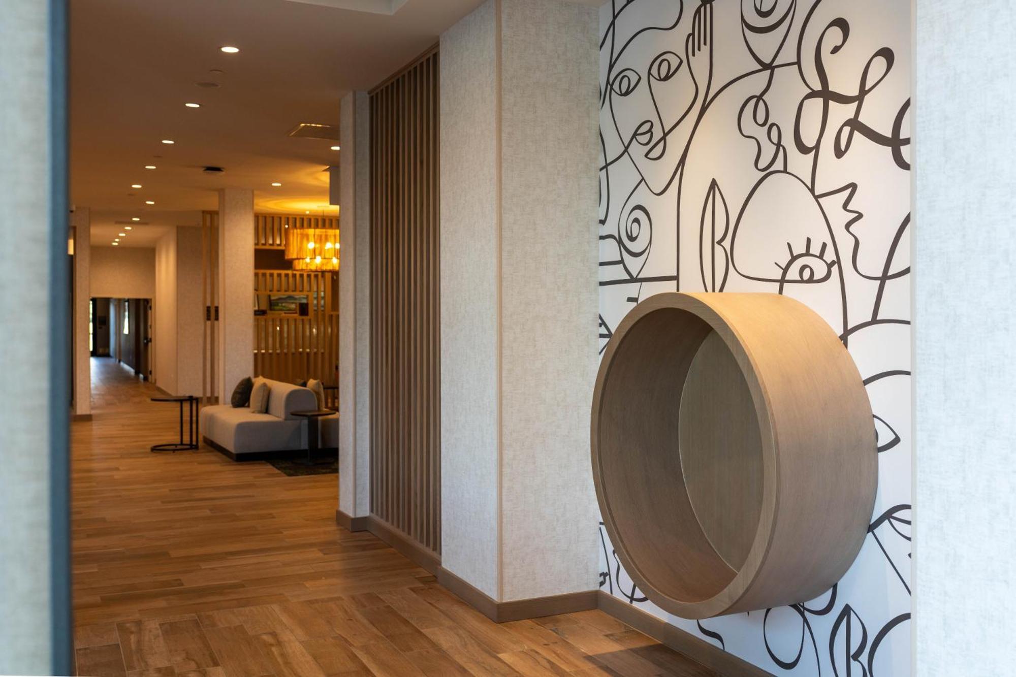 Hotel By Marriott San Luis Obispo