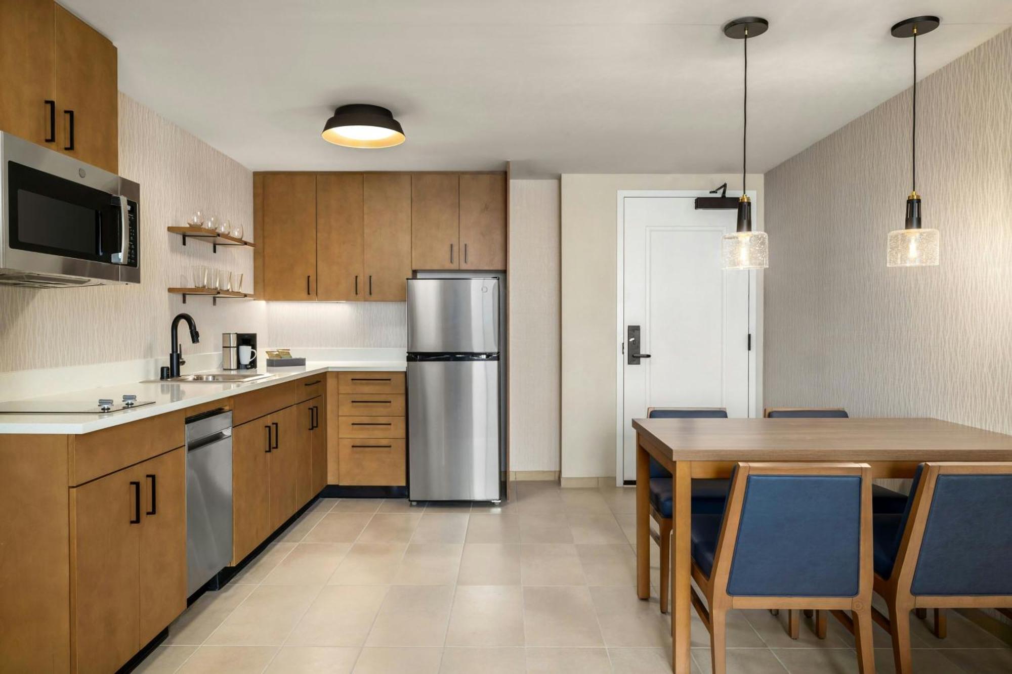 By Marriott Hotel San Luis Obispo