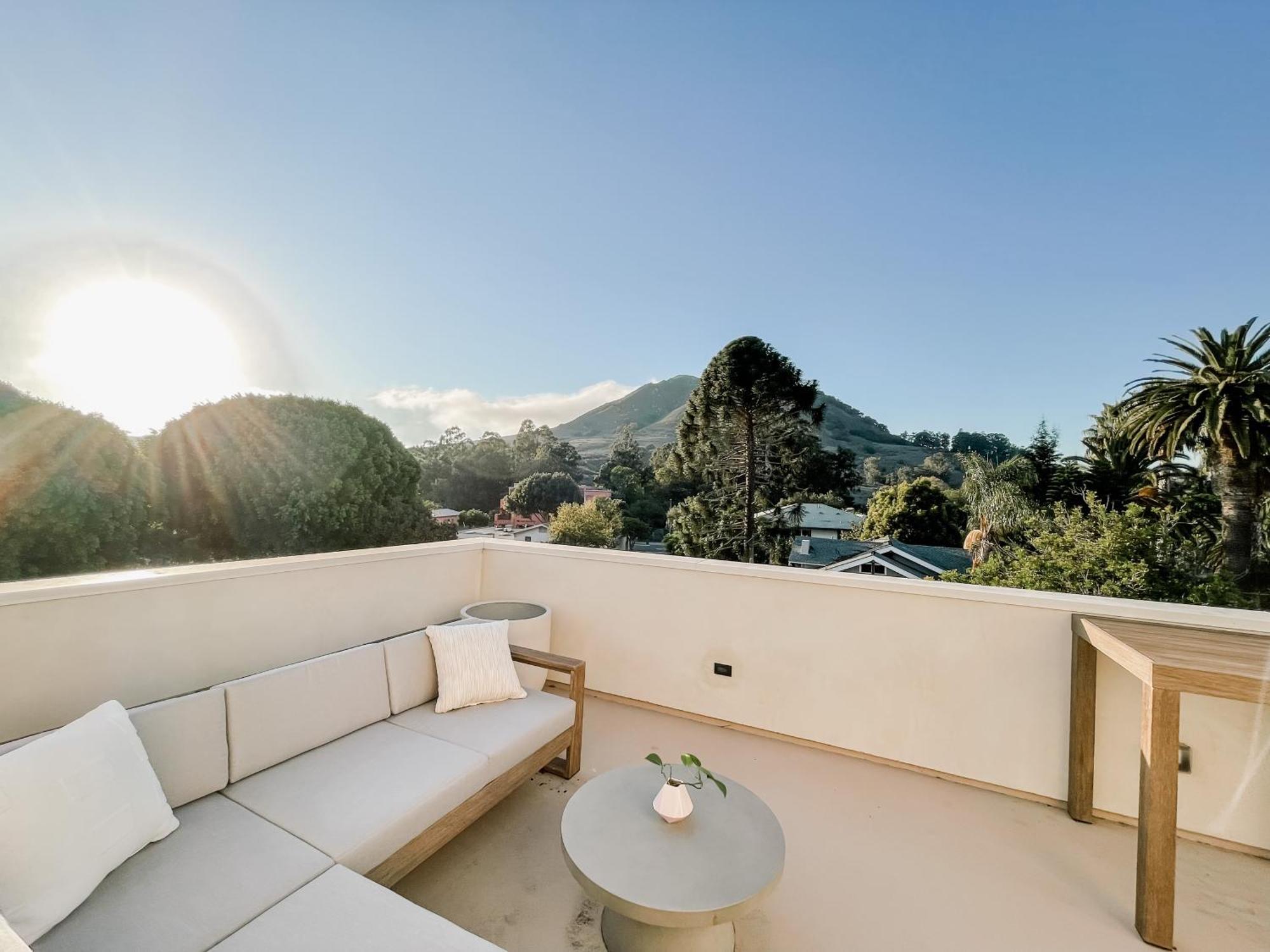 Luxurious Dowtown With Private Rooftop Apartment San Luis Obispo