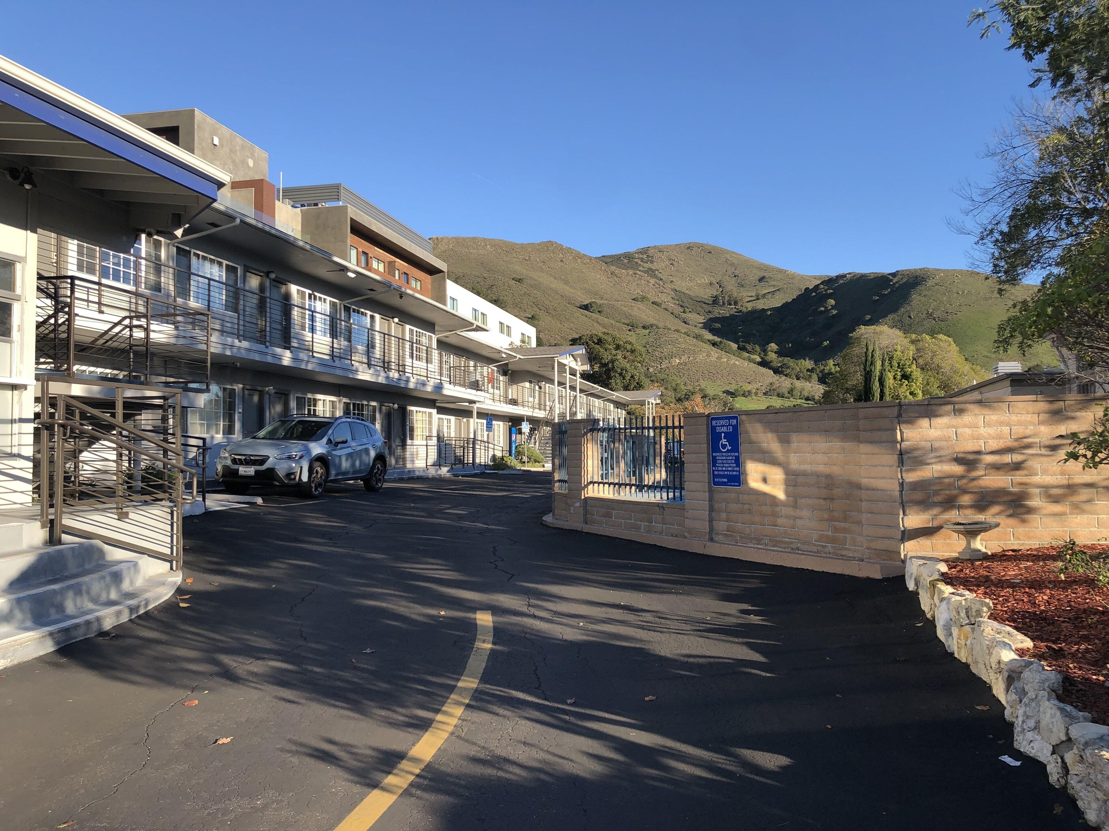 Motel At 2*