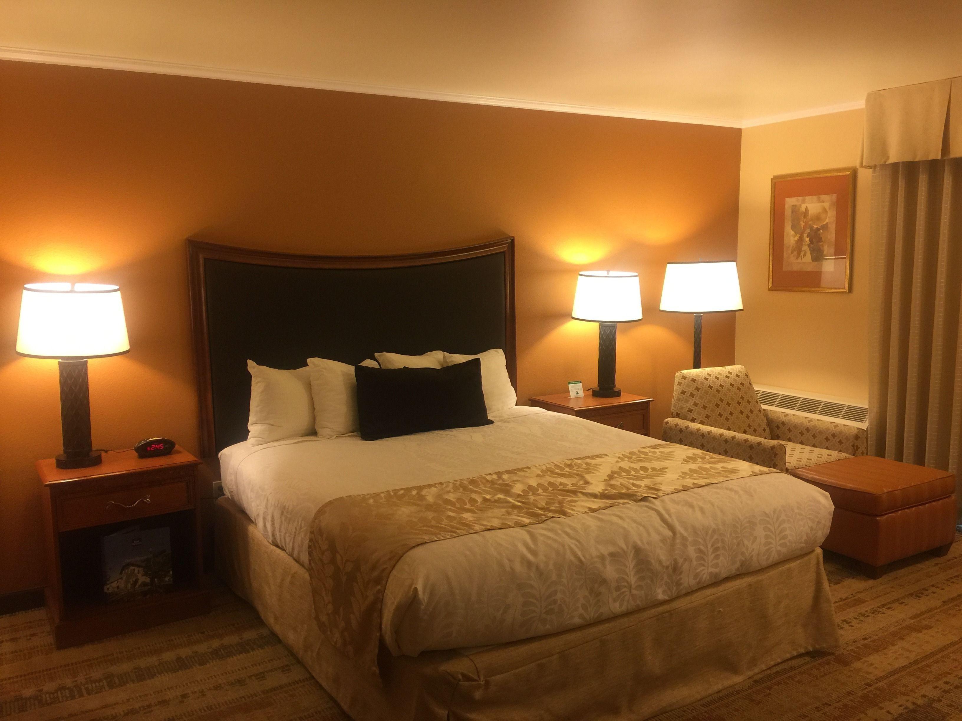 Western Royal Oak Hotel 3*