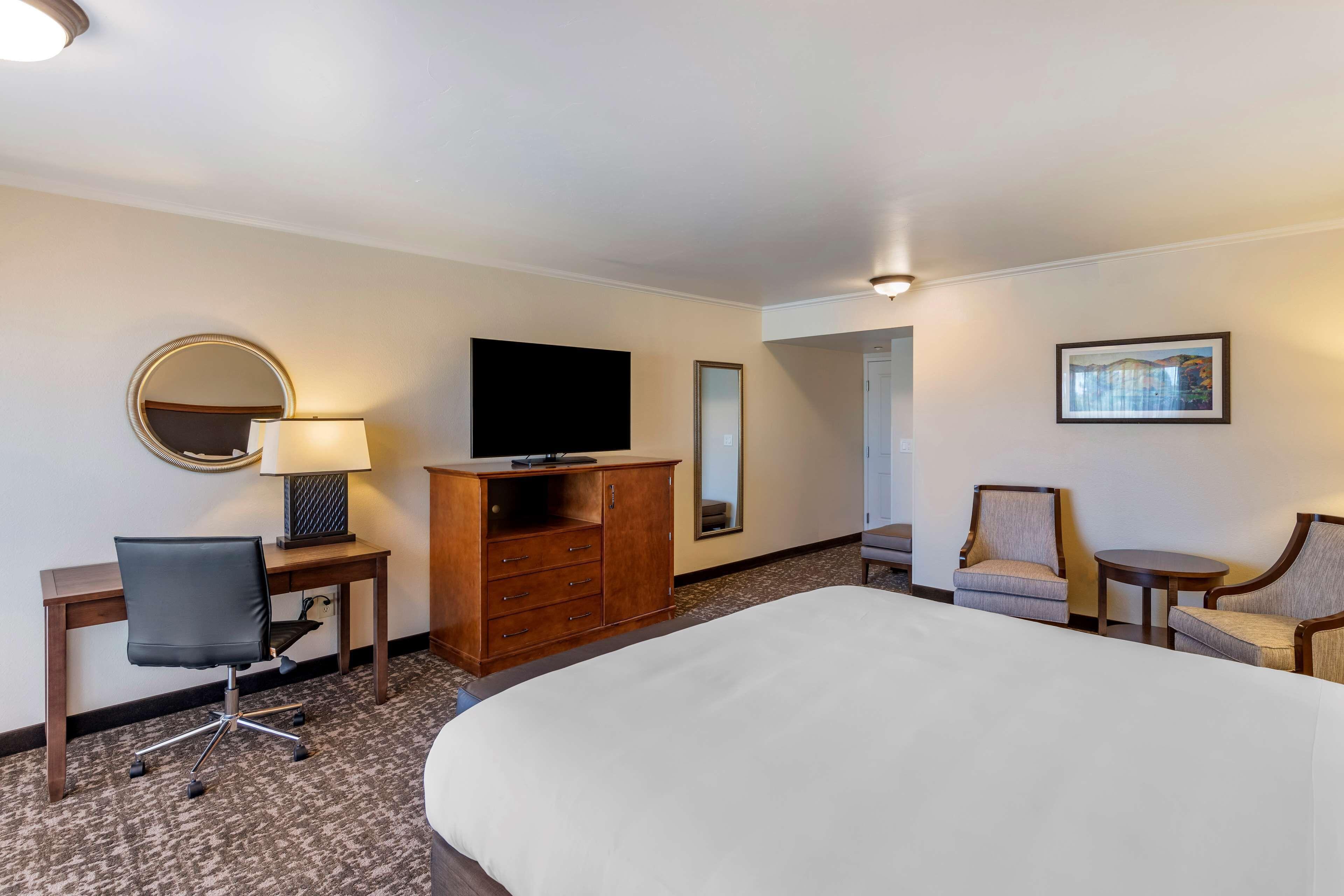 Western Royal Oak 3*