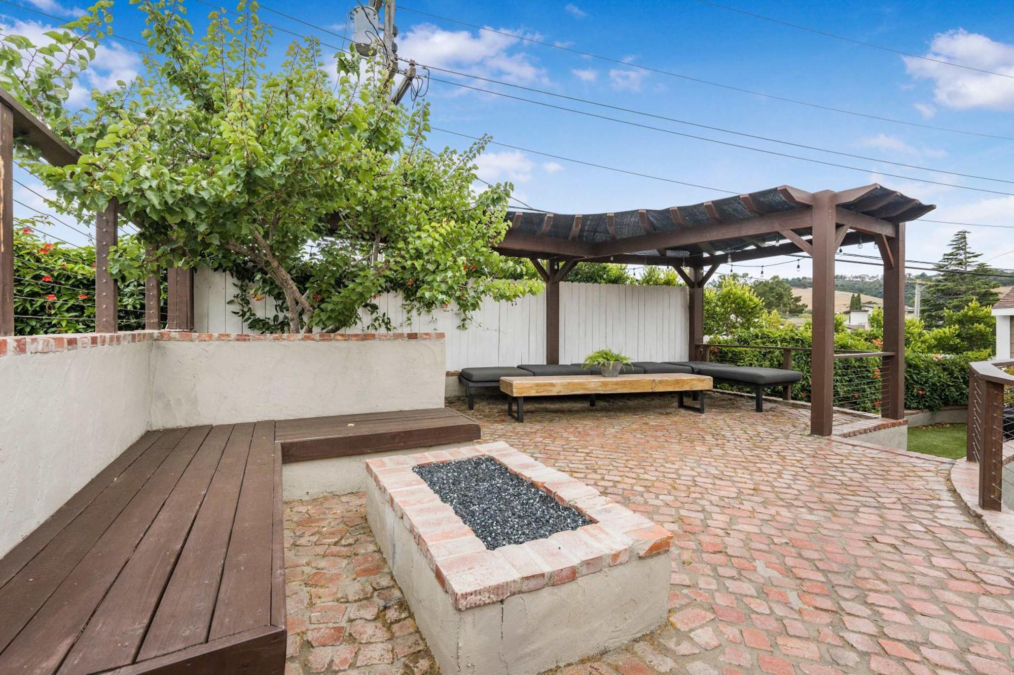 Sleeps 11 Wine Trail Fire Pit Bocce & Trampoline * San Luis Obispo
