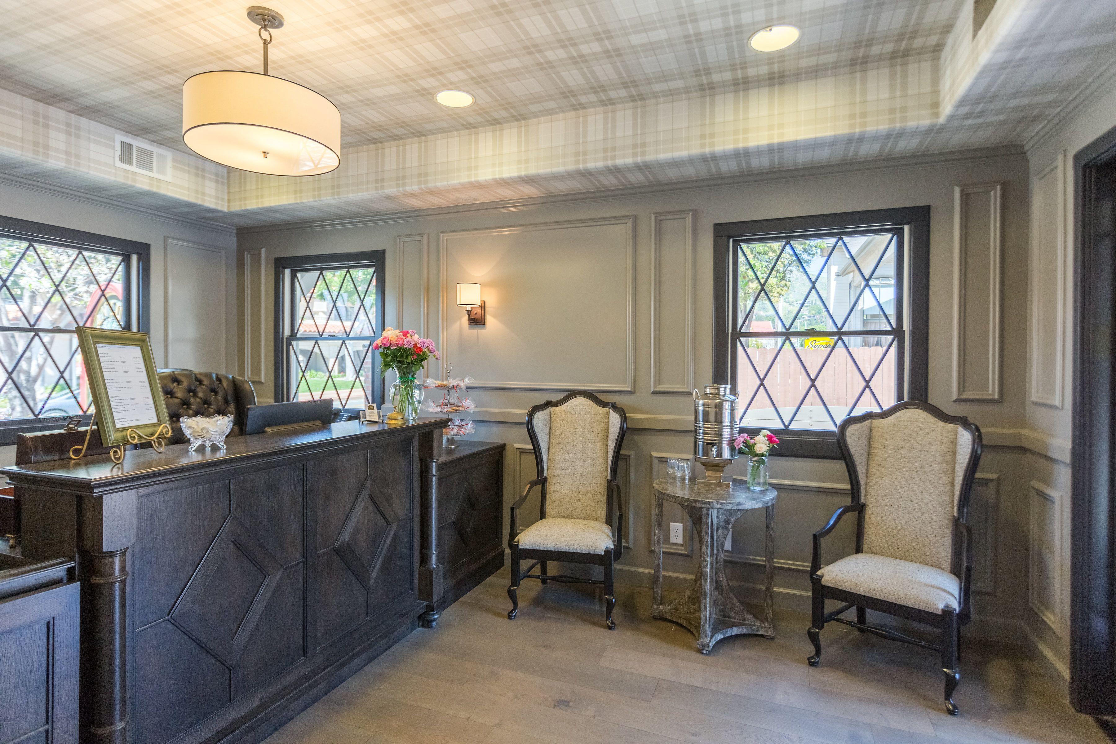 San Luis Creek 3* San Luis Obispo