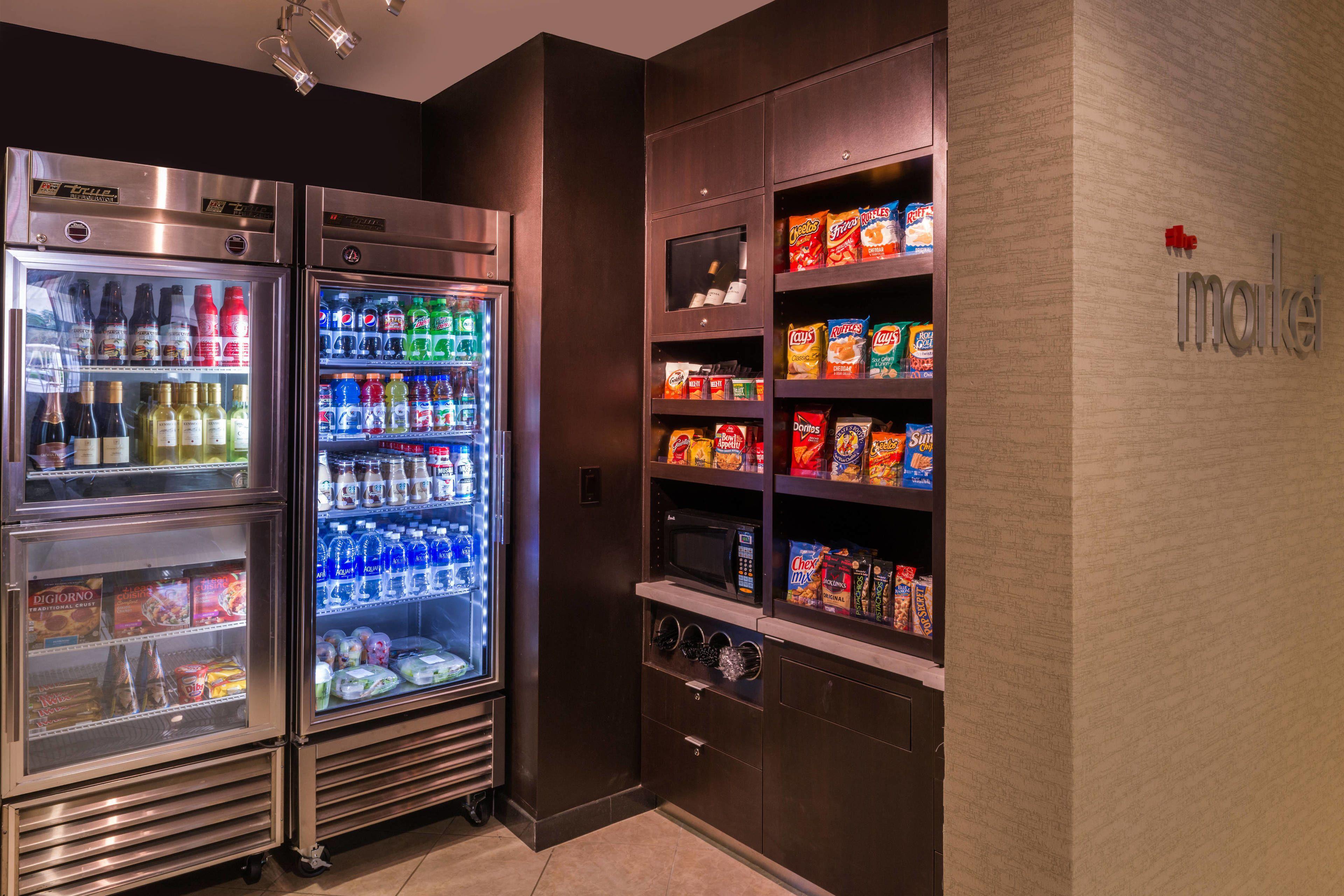 Courtyard By Marriott Hotel