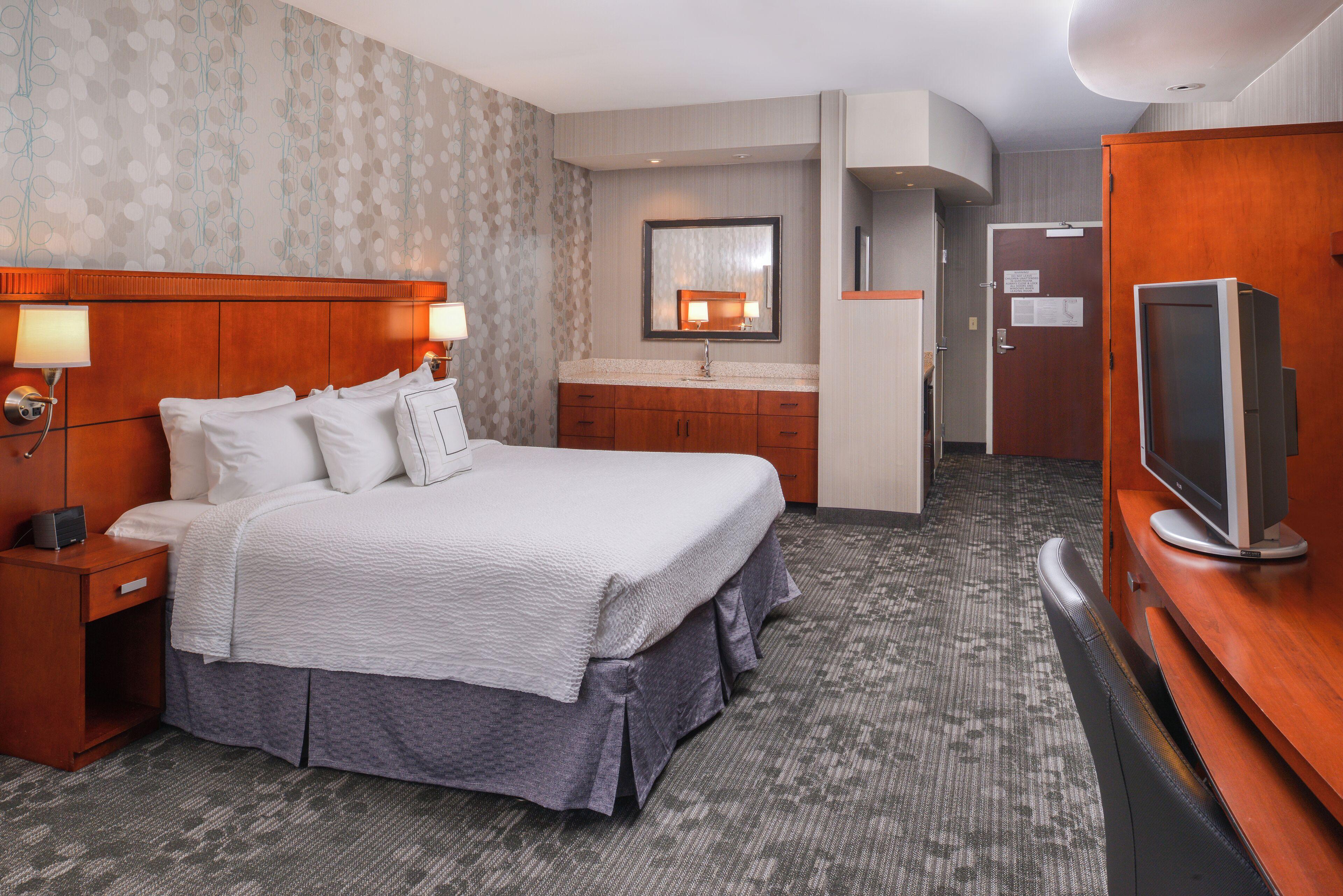 Courtyard By Marriott 3*