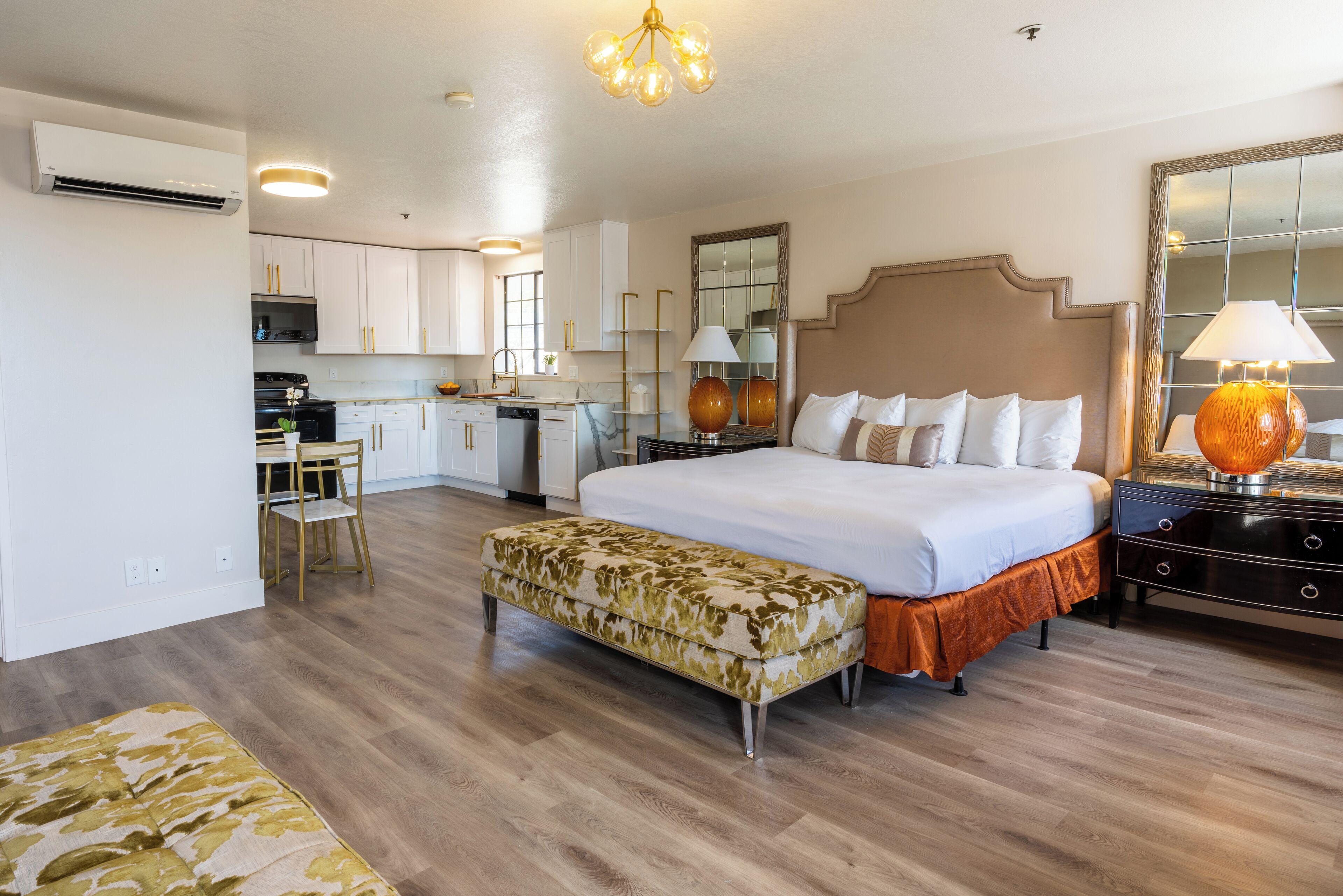 Hotel Sands & 3*