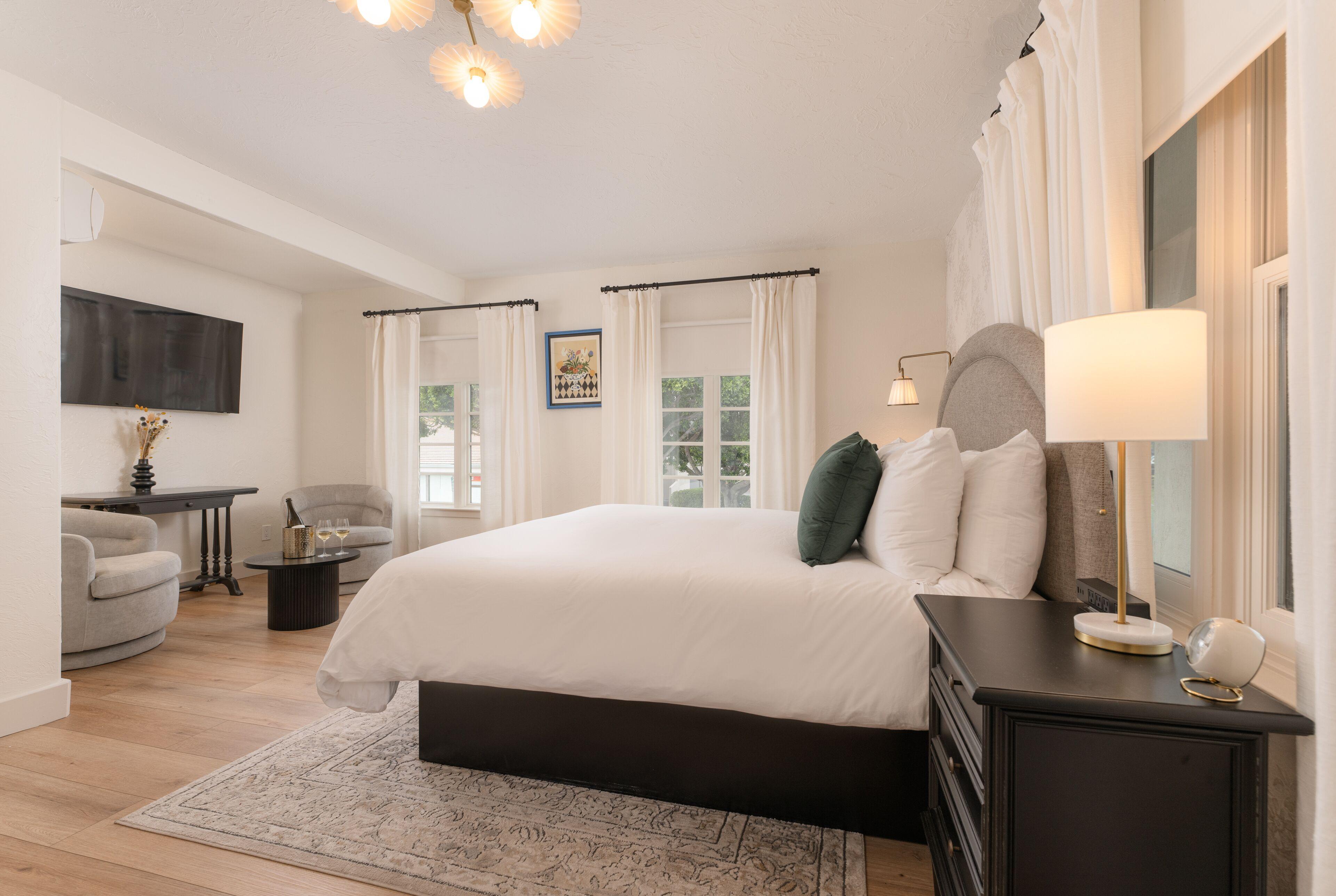 Petit Soleil - Bed, Breakfast And Bar San Luis Obispo