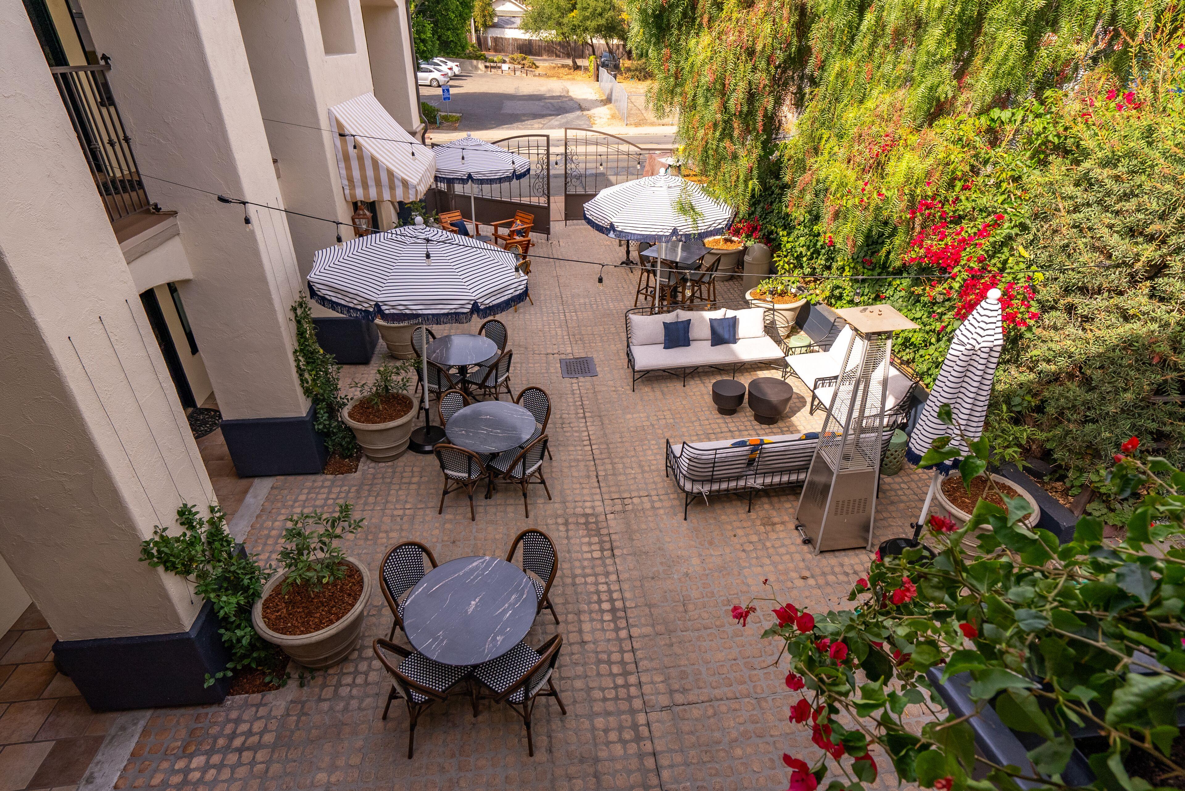 Petit Soleil - Bed, Breakfast And Bar Bed & Breakfast San Luis Obispo