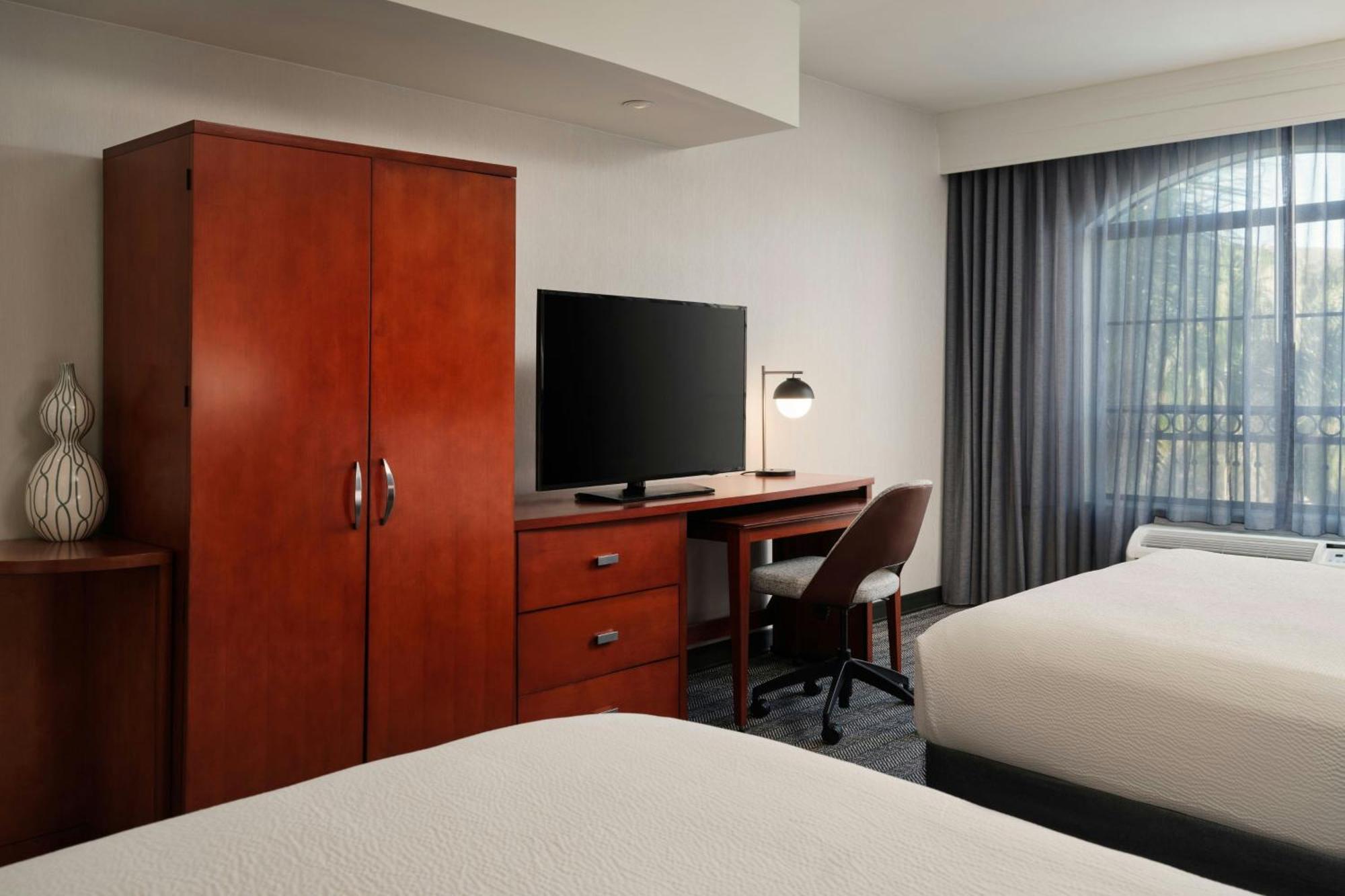 Courtyard By Marriott Hotel San Luis Obispo