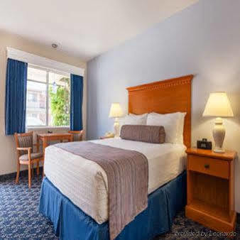 Sands & 3* San Luis Obispo