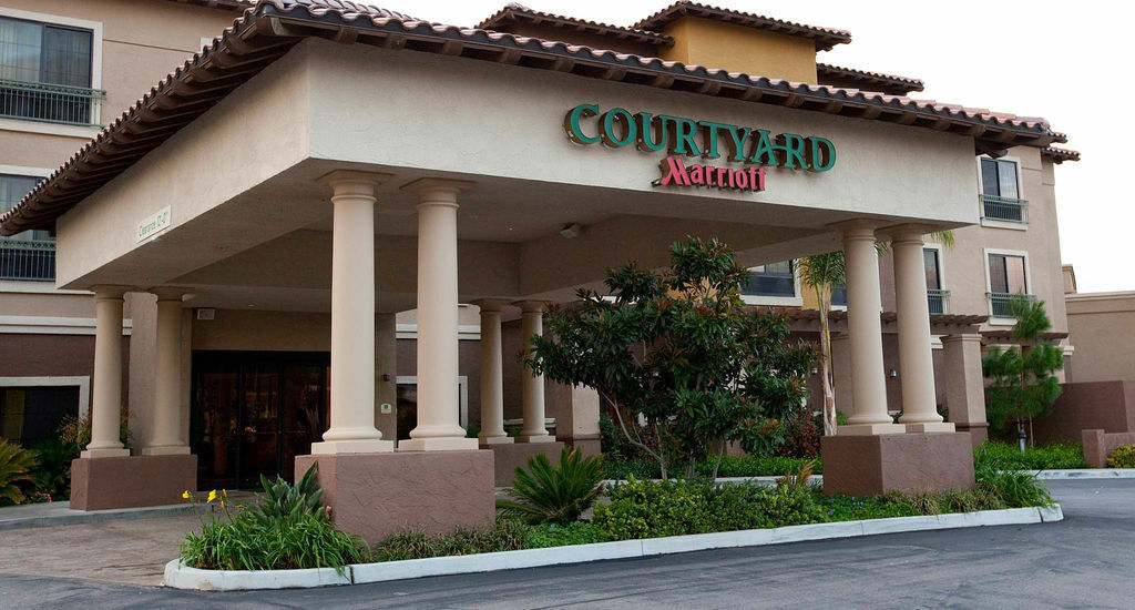 Courtyard By Marriott Hotel 3*